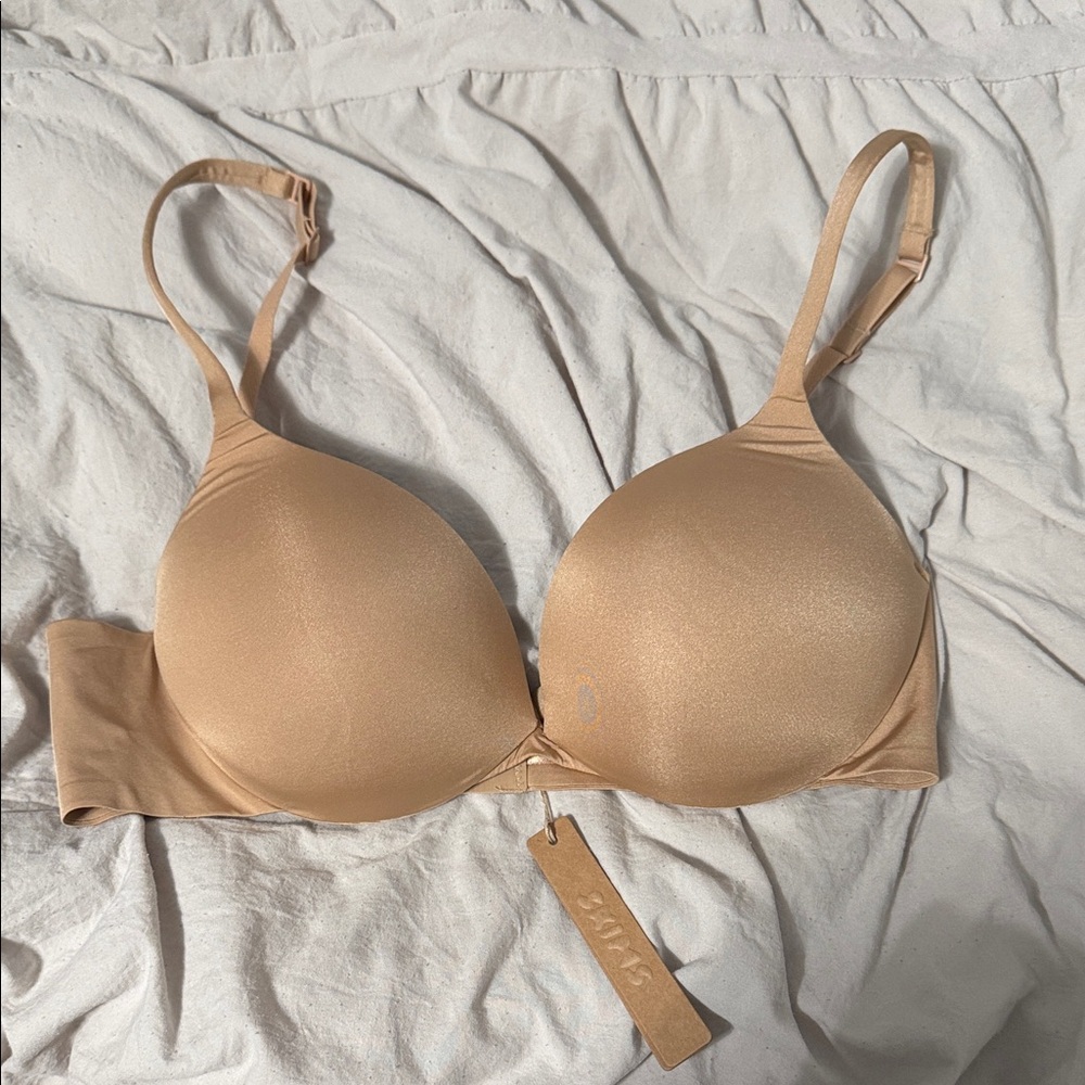 SKIMS Nude Bra